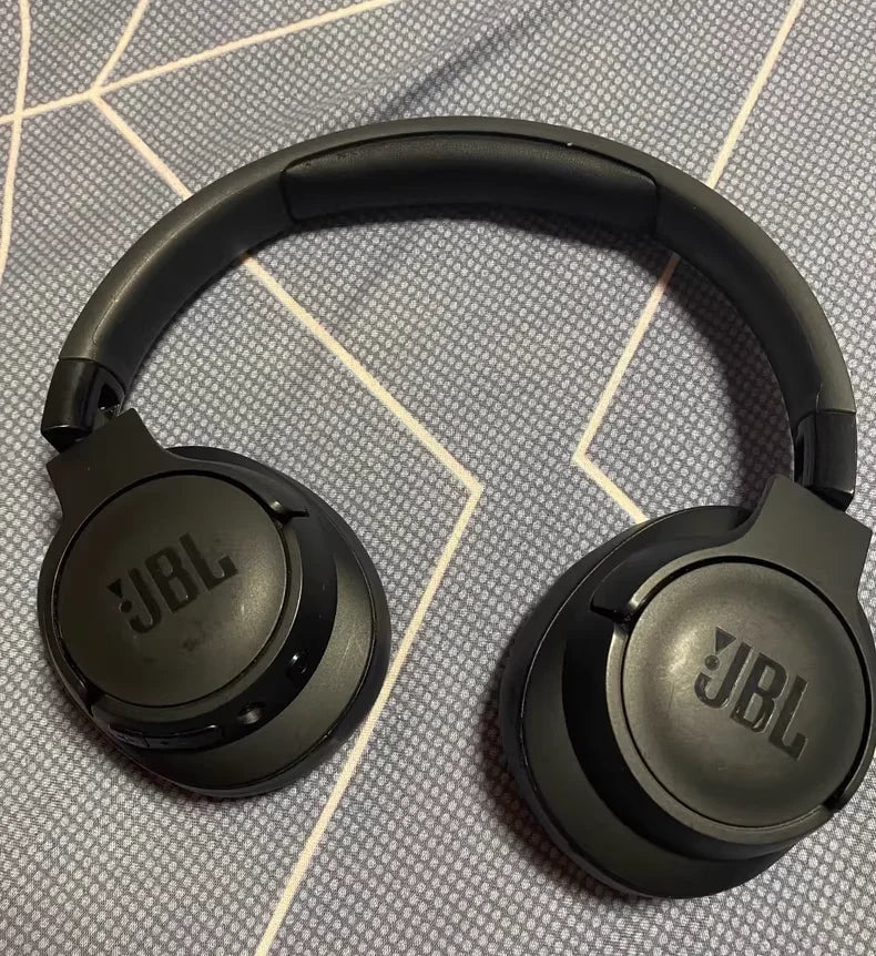 JBL Tune 720BT Wireless On-Ear Headphones with Bluetooth 5.0 and Noise Cancelling Technology for Gaming and Sports